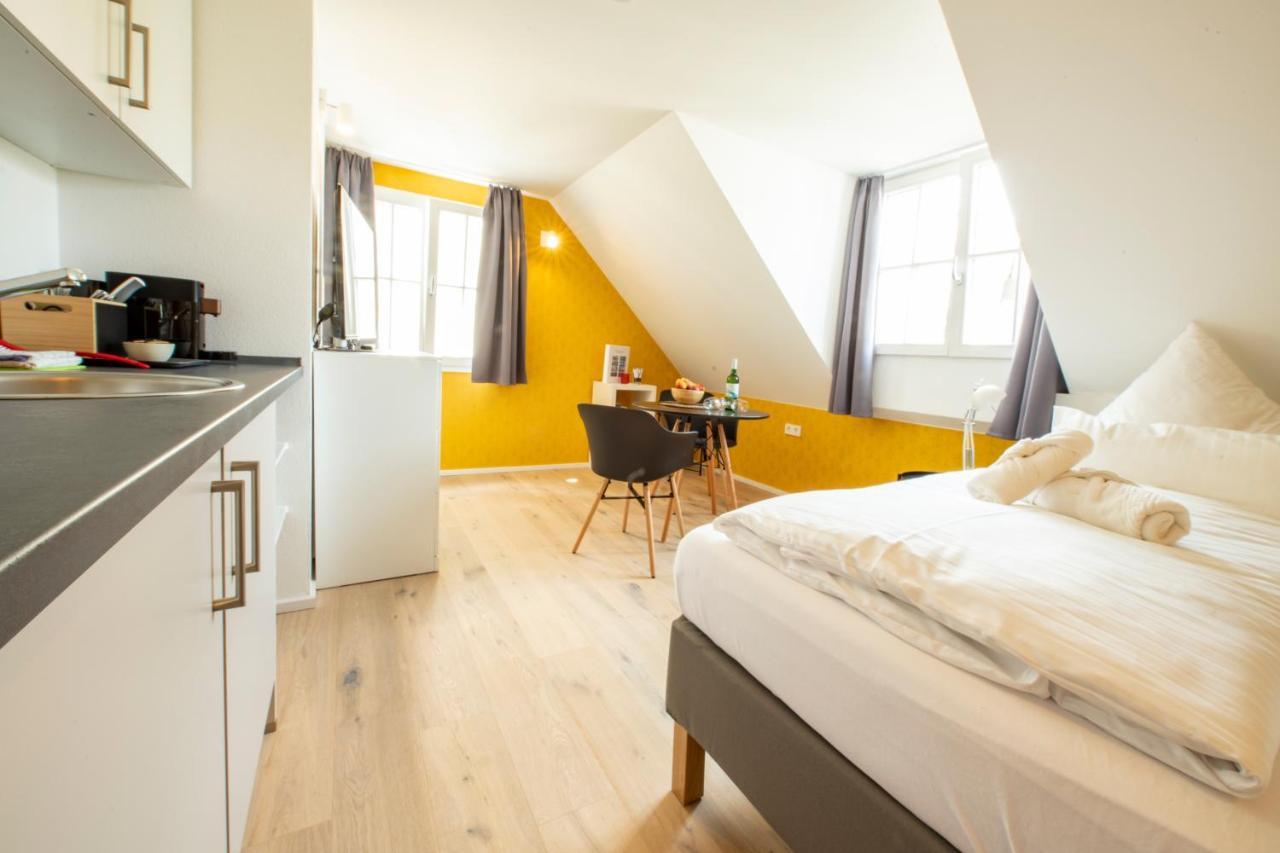 Gaestehaus Am Schlossplatz Z. 3 Meersburg Eksteriør bilde